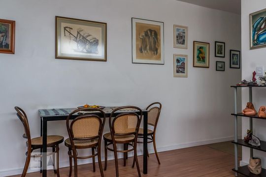 Sala de apartamento à venda com 2 quartos, 75m² em São Geraldo, Porto Alegre