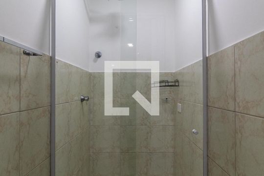 Banheiro de apartamento para alugar com 1 quarto, 70m² em Perdizes, São Paulo