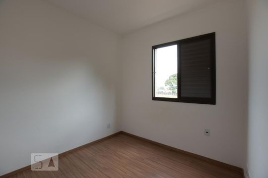 Quarto 2 de apartamento para alugar com 2 quartos, 48m² em Jardim Interlagos, Ribeirão Preto
