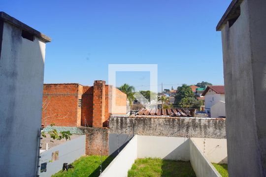 Vista de casa à venda com 2 quartos, 152m² em Parque Santa Fe, Porto Alegre