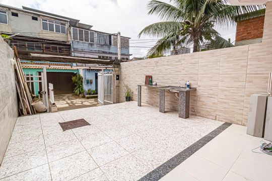 Garagem de casa de condomínio para alugar com 4 quartos, 208m² em Jacarepaguá, Rio de Janeiro