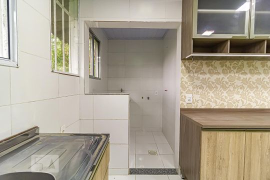 Cozinha de casa de condomínio para alugar com 4 quartos, 208m² em Jacarepaguá, Rio de Janeiro