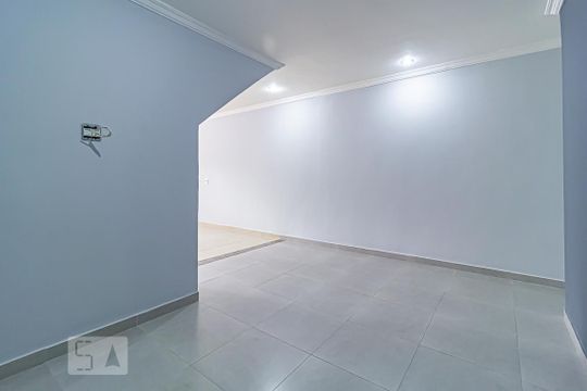 Sala de casa de condomínio para alugar com 4 quartos, 208m² em Jacarepaguá, Rio de Janeiro