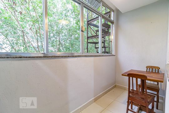 Varanda do Quarto 3 de casa de condomínio para alugar com 4 quartos, 208m² em Jacarepaguá, Rio de Janeiro