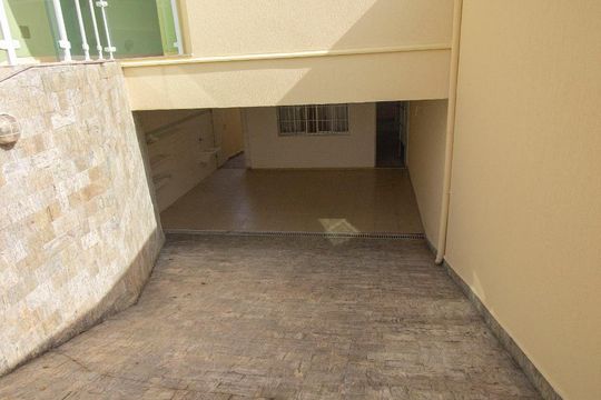 Garagem de casa para alugar com 4 quartos, 210m² em Jardim Florestal, Jundiaí
