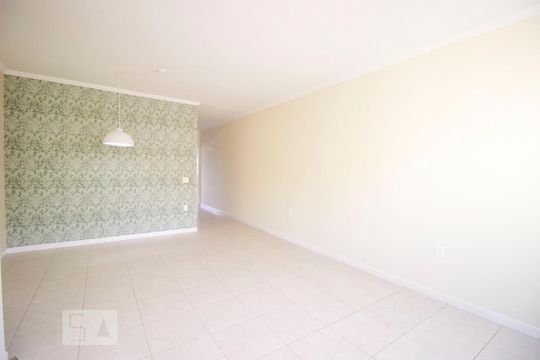 Sala de casa para alugar com 4 quartos, 210m² em Jardim Florestal, Jundiaí