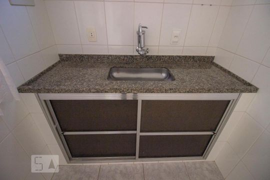 Cozinha - Torneira de casa para alugar com 4 quartos, 210m² em Jardim Florestal, Jundiaí