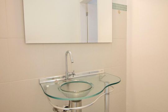 Lavabo de casa para alugar com 4 quartos, 210m² em Jardim Florestal, Jundiaí