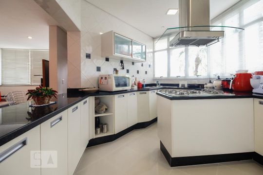Cozinha de casa à venda com 6 quartos, 380m² em Jardim Avelino, São Paulo