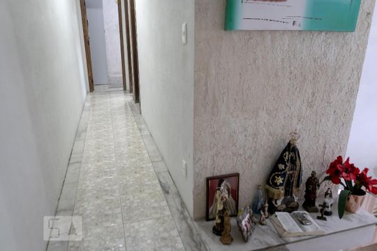 Corredor de casa à venda com 4 quartos, 298m² em Ouro Preto, Belo Horizonte