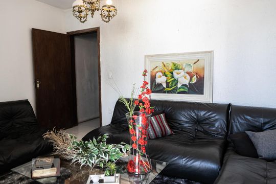 Sala de casa à venda com 4 quartos, 298m² em Ouro Preto, Belo Horizonte