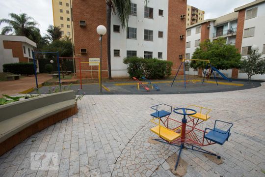 Área comum - playground de apartamento para alugar com 2 quartos, 60m² em Republica, Ribeirão Preto
