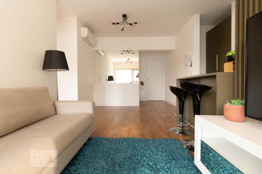 Sala de apartamento para alugar com 2 quartos, 70m² em Sumarezinho, São Paulo