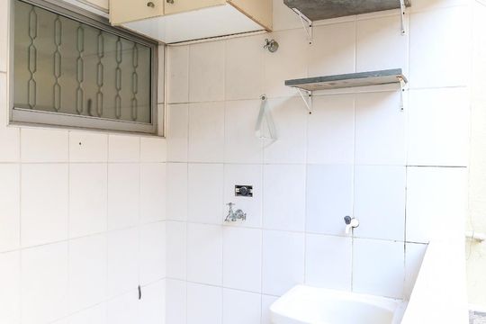 Lavanderia de casa para alugar com 3 quartos, 100m² em Parque Industrial, São José dos Campos