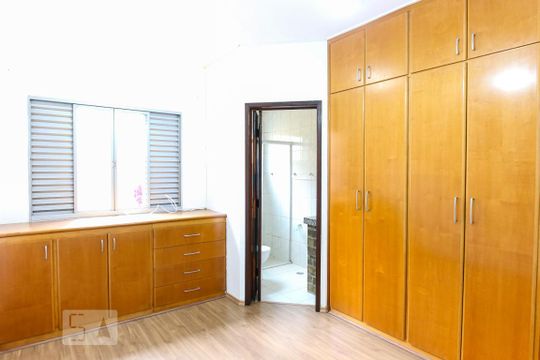 Suíte de casa para alugar com 3 quartos, 100m² em Parque Industrial, São José dos Campos