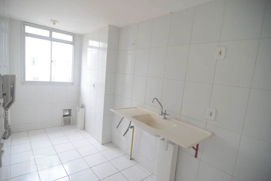 Cozinha de apartamento para alugar com 2 quartos, 42m² em Estância Velha, Canoas
