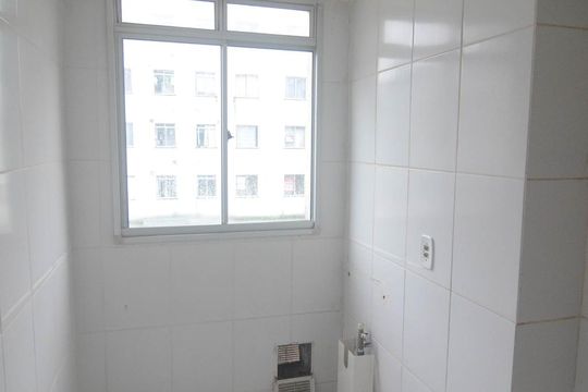 Área de serviço de apartamento para alugar com 2 quartos, 42m² em Estância Velha, Canoas
