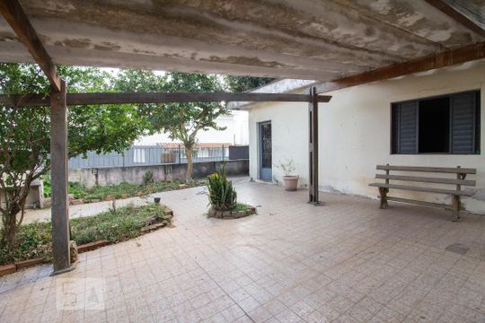 Garagem de casa para alugar com 3 quartos, 120m² em Vila Romero, São Paulo
