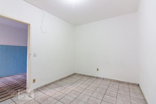 Sala de casa para alugar com 1 quarto, 40m² em Jardim das Flores, Osasco