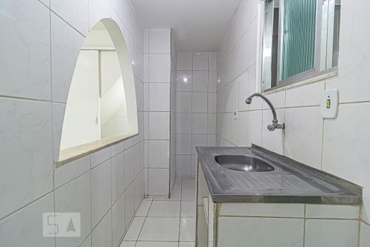Cozinha de casa para alugar com 1 quarto, 55m² em Pechincha, Rio de Janeiro