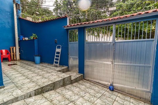 Entrada de casa para alugar com 1 quarto, 55m² em Pechincha, Rio de Janeiro