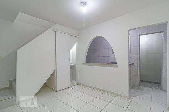 Casa para alugar com 1 quarto, 55m² em Pechincha, Rio de Janeiro