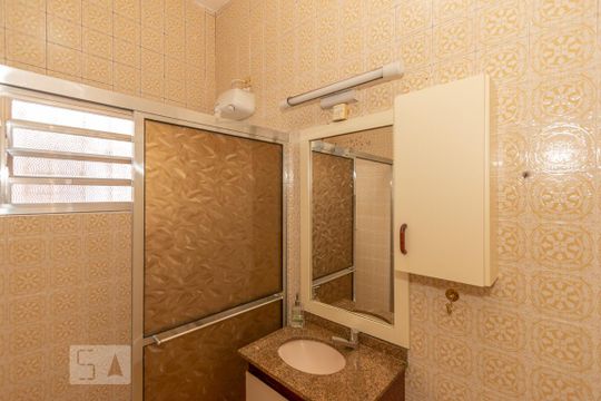 Banheiro de casa à venda com 3 quartos, 150m² em Santo Amaro, São Paulo
