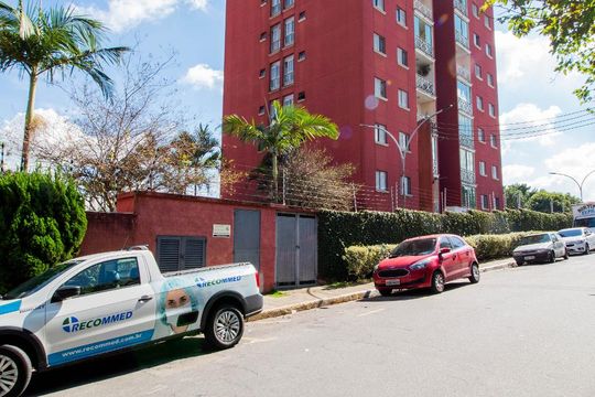 Fachada de apartamento à venda com 2 quartos, 60m² em Jardim Santa Emília, São Paulo