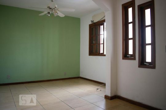 Sala de Estar de casa à venda com 4 quartos, 100m² em Aberta dos Morros, Porto Alegre