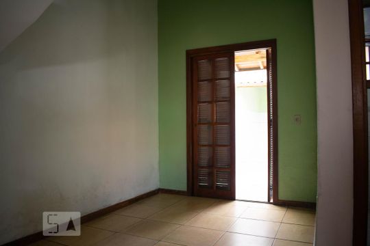 Sala de Estar de casa à venda com 4 quartos, 100m² em Aberta dos Morros, Porto Alegre