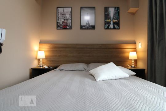 Quarto de kitnet/studio à venda com 1 quarto, 22m² em Jardim das Acacias, São Paulo