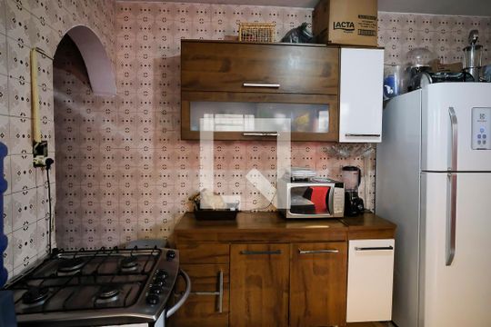 Cozinha de casa à venda com 2 quartos, 300m² em Nova Gerty, São Caetano do Sul