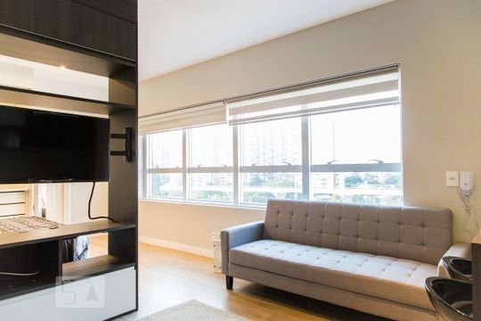 Sala de kitnet/studio à venda com 1 quarto, 44m² em Brooklin, São Paulo