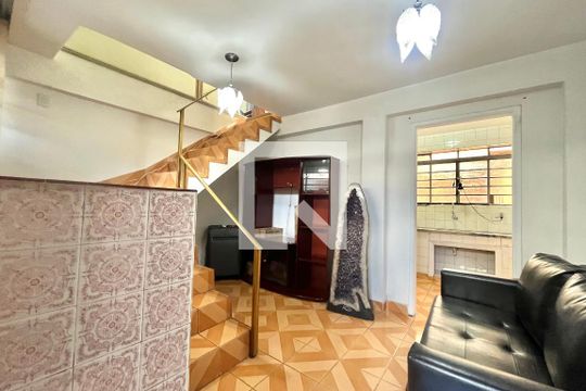 Sala de casa à venda com 3 quartos, 140m² em Planalto Paulista, São Paulo