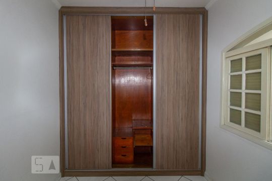Quarto 1 de casa à venda com 4 quartos, 190m² em Tatuapé, São Paulo