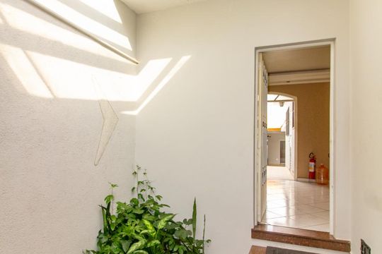 Garagem de casa à venda com 4 quartos, 190m² em Tatuapé, São Paulo
