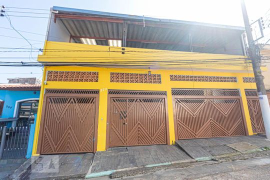 Fachada de casa à venda com 3 quartos, 350m² em Jardim Nordeste, São Paulo