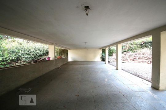 Garagem de casa à venda com 5 quartos, 1300m² em Jardim dos Estados, São Paulo