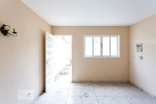 Sala de casa à venda com 2 quartos, 100m² em Butantã, São Paulo