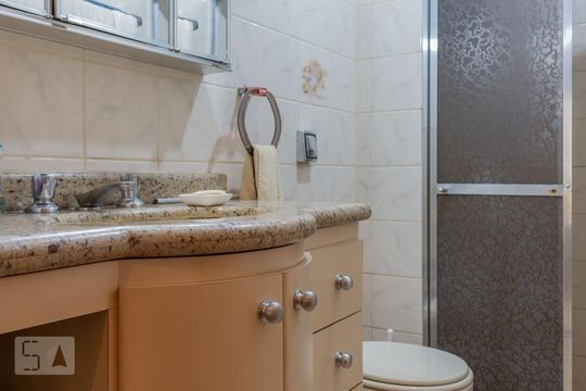 Banheiro Social de apartamento à venda com 3 quartos, 110m² em Alphaville Industrial, Barueri