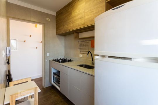 Cozinha de apartamento à venda com 2 quartos, 45m² em Vila Gomes, São Paulo