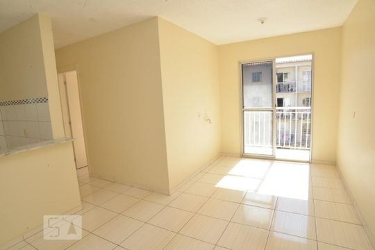 Sala de apartamento para alugar com 2 quartos, 50m² em Campo Grande, Rio de Janeiro