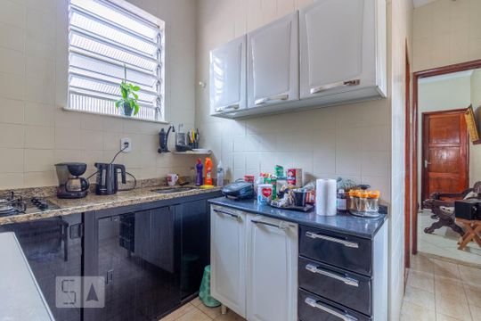 Cozinha de apartamento à venda com 2 quartos, 50m² em Encantado, Rio de Janeiro