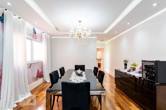 1o. Andar - Sala de casa à venda com 3 quartos, 200m² em Jardim da Saúde, São Paulo
