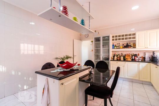 1o. Andar - Cozinha de casa à venda com 3 quartos, 200m² em Jardim da Saúde, São Paulo