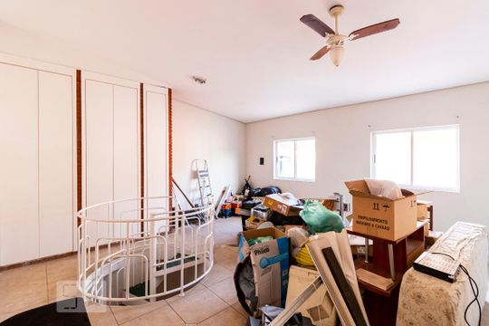 Edícula de casa à venda com 3 quartos, 200m² em Jardim da Saúde, São Paulo