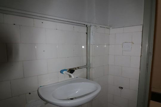Banheiro de kitnet/studio à venda com 1 quarto, 23m² em Brás, São Paulo