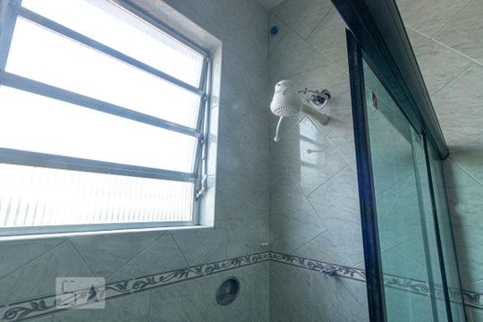 Detalhe do Banheiro de casa para alugar com 3 quartos, 100m² em Madureira, Rio de Janeiro