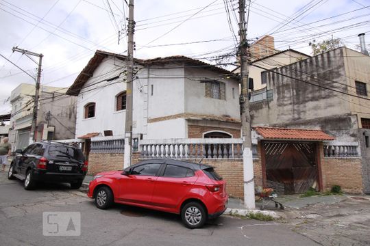 Fachada de casa à venda com 2 quartos, 250m² em Vila Monumento, São Paulo
