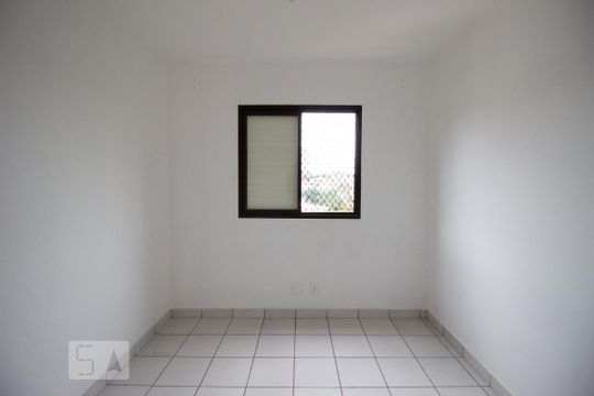 Quarto 1 de apartamento à venda com 2 quartos, 50m² em Vila Mangalot, São Paulo